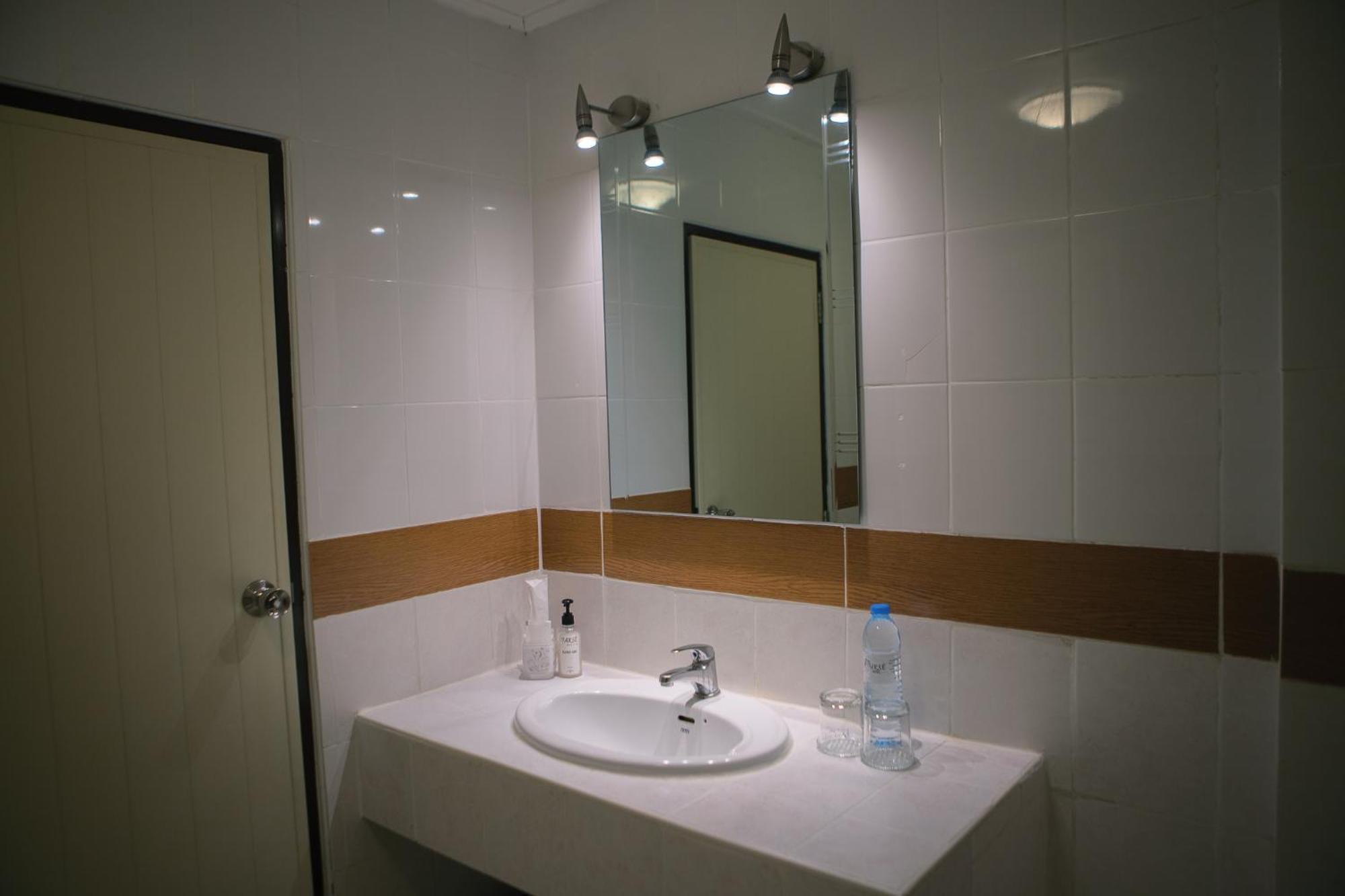 Pakse Hotel & Restaurant Ngoại thất bức ảnh