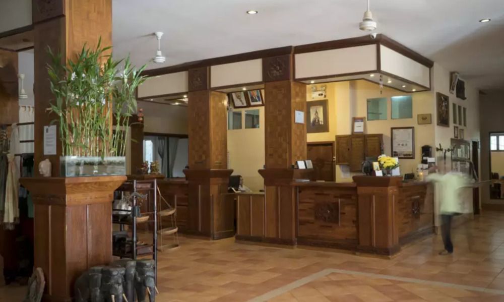 Pakse Hotel & Restaurant Ngoại thất bức ảnh